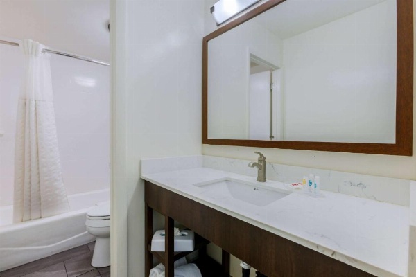 Comfort Suites At Sabino Canyon image 14